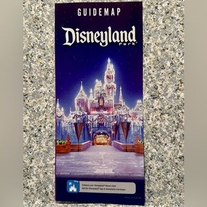 Disneyland 2021 Park GuideMap Holiday Collectible Christmas Time New December